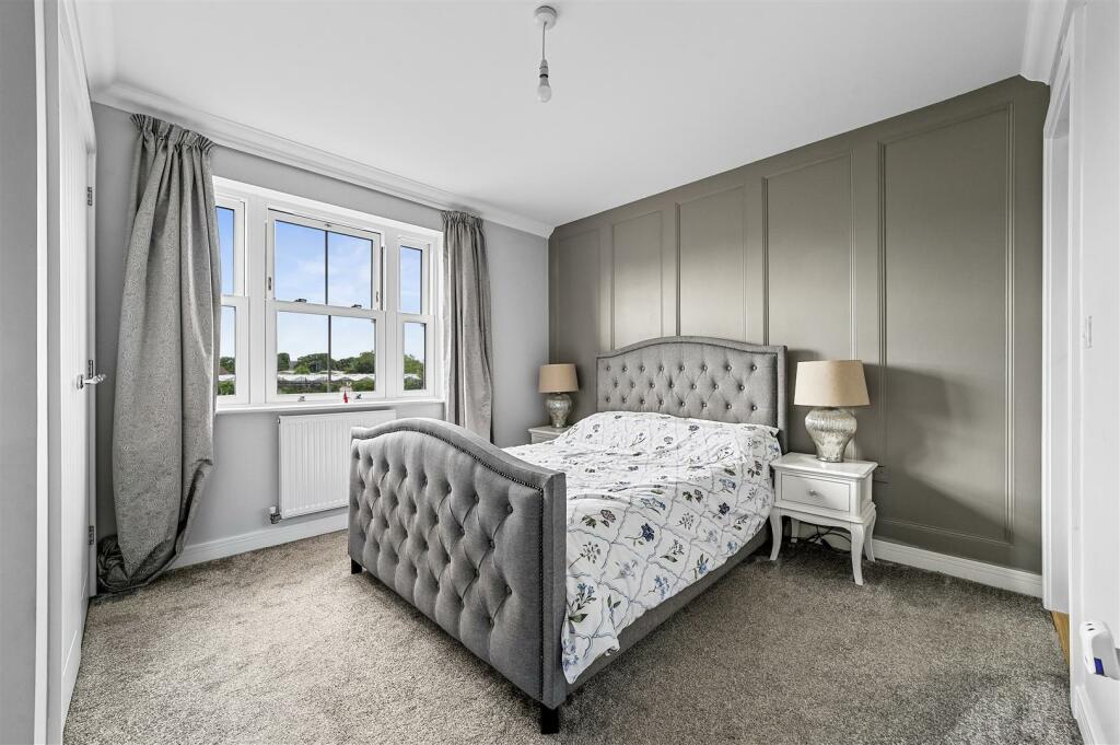 Additional property image - The Avenue, Lawford, Manningtree
