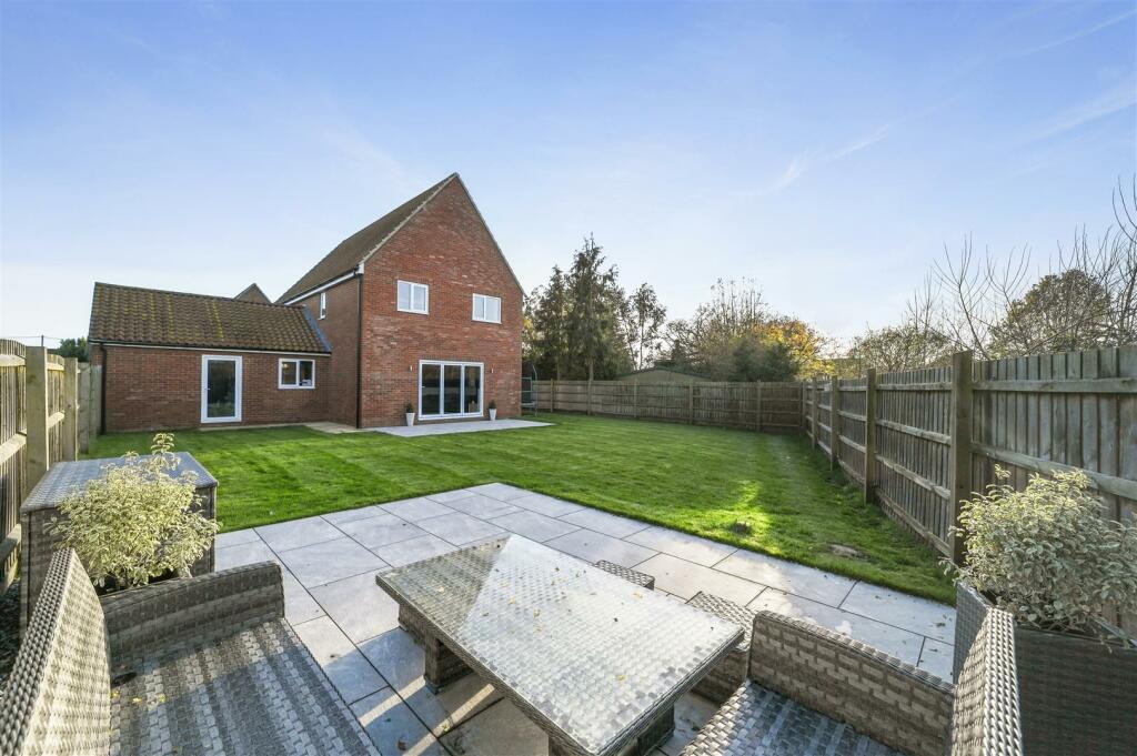 Additional property image - The Oaks, Great Oakley