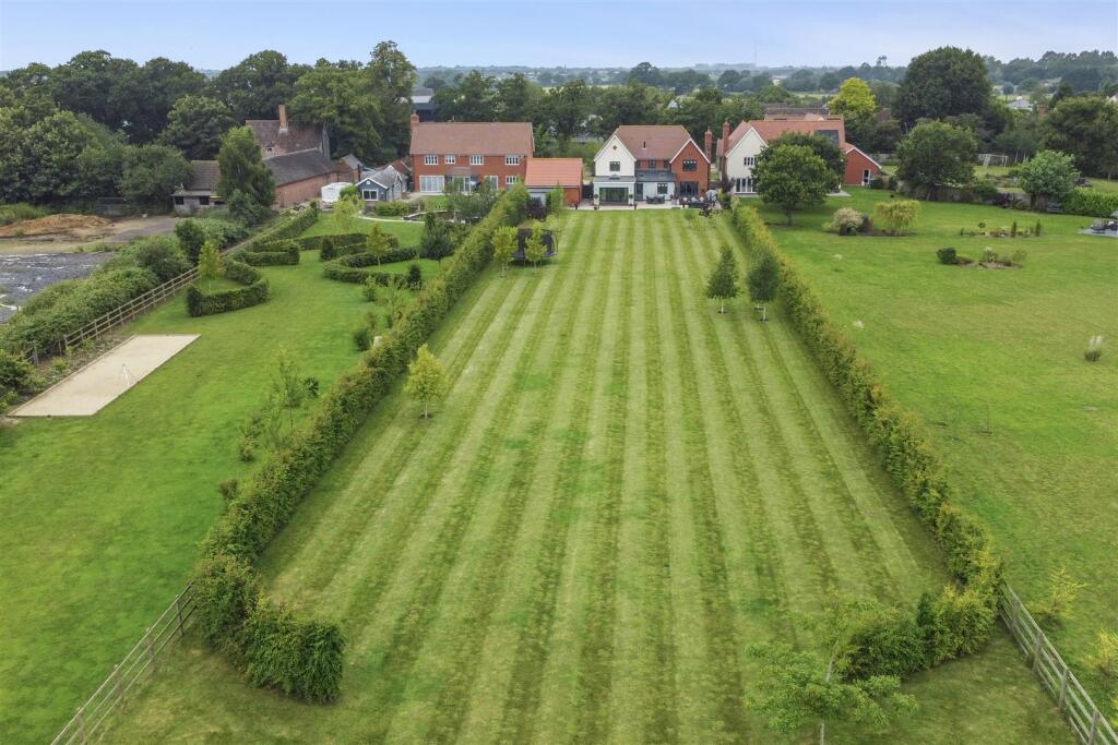 Additional property image - Glebe Place, Tendring