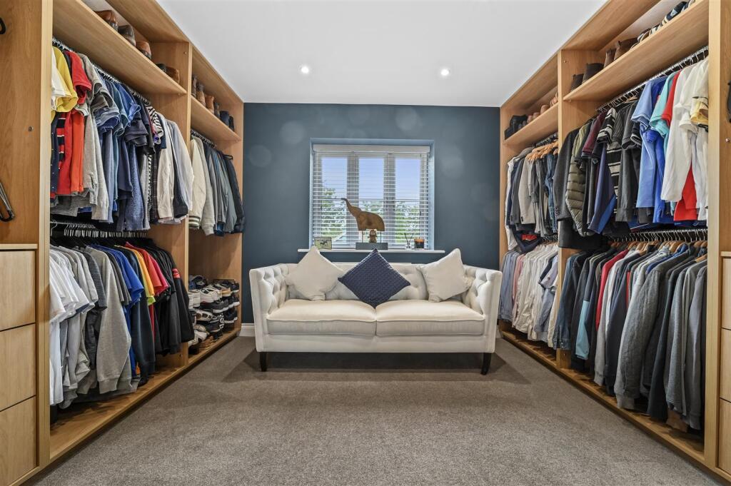 Additional property image - Glebe Place, Tendring