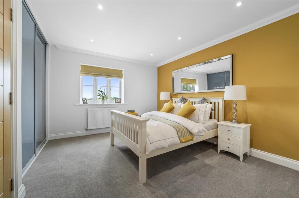 Additional property image - Glebe Place, Tendring