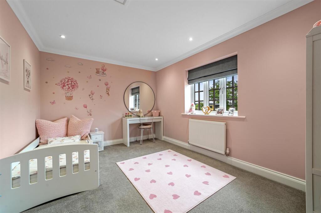 Additional property image - Glebe Place, Tendring