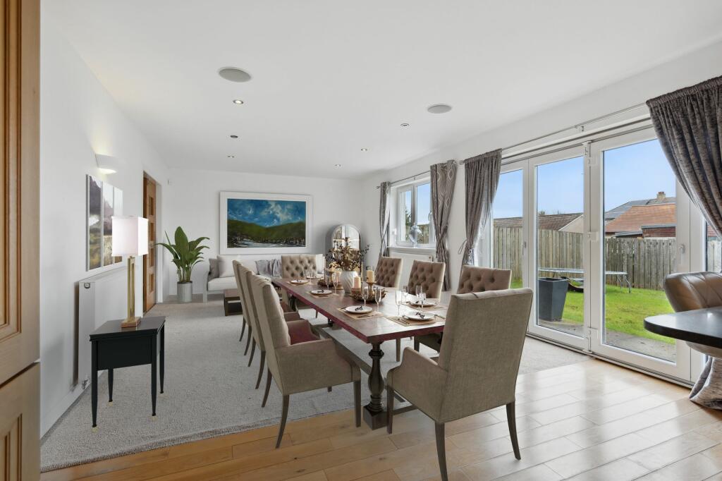 5 bedroom detached house for sale in Blinkbonny Gardens, Breich, EH55