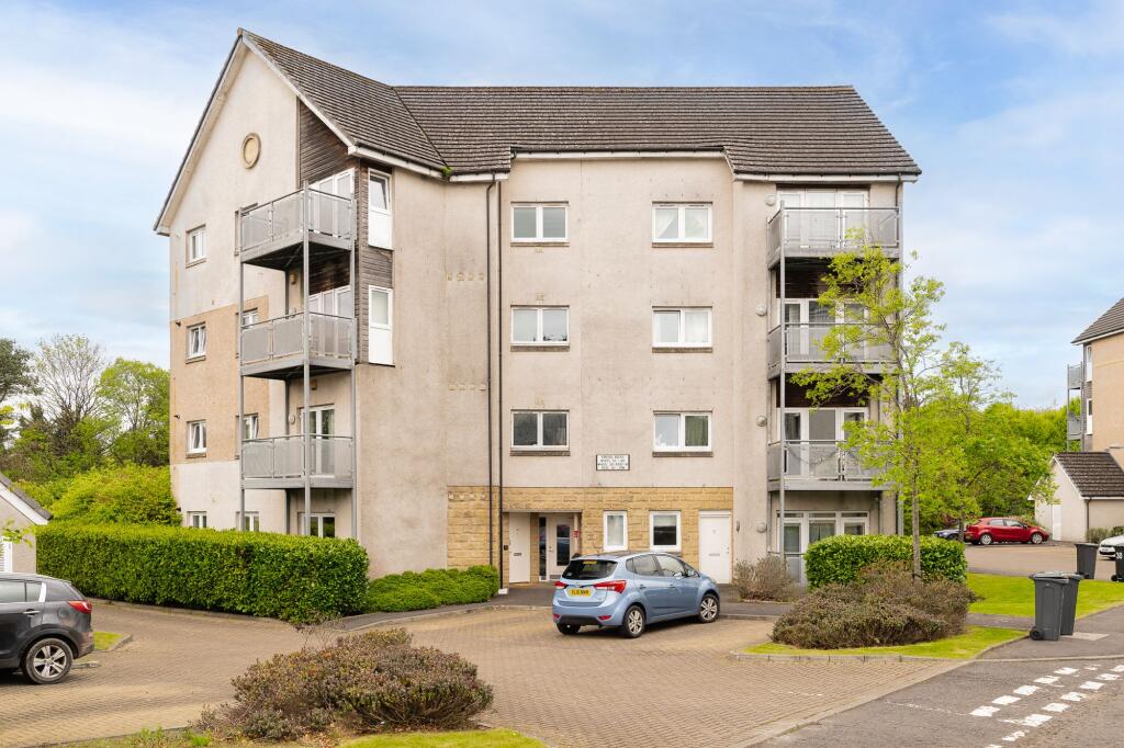 Main image of property: Hawk Brae, Livingston, EH54