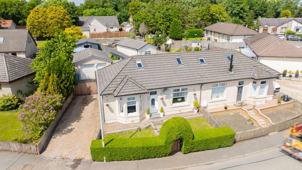 Main image of property: Cannop Crescent, Stoneyburn, EH47