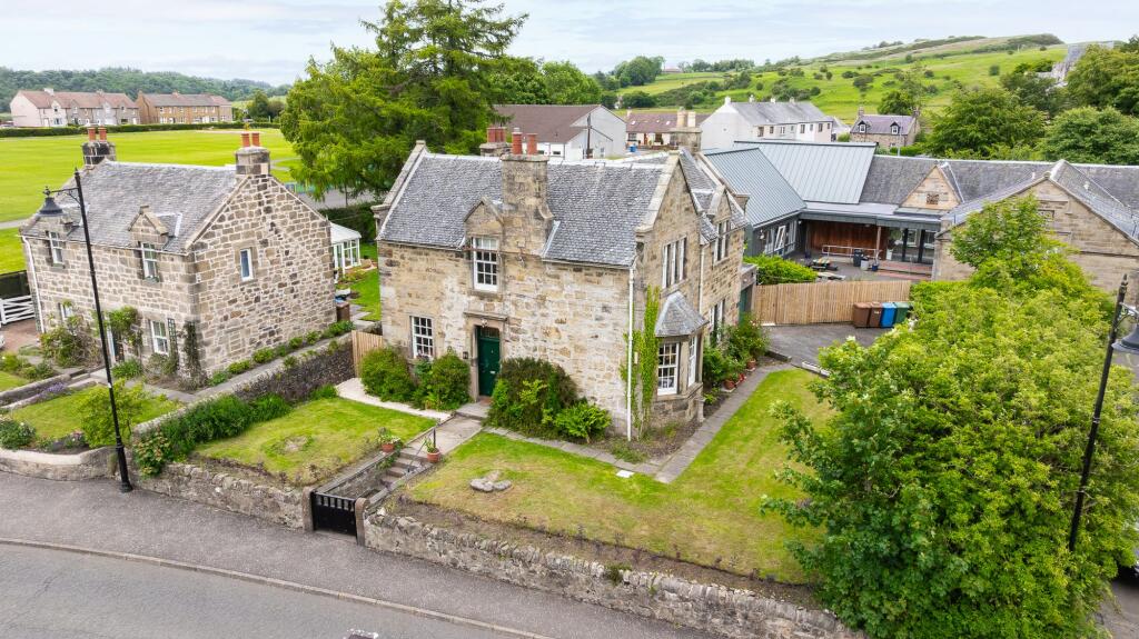 Main image of property: The Loan, Torphichen, EH48