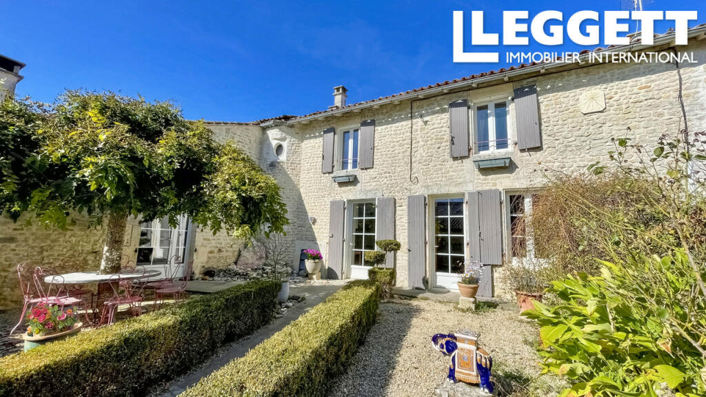 3 bed Country House for sale in Poitou-Charentes...