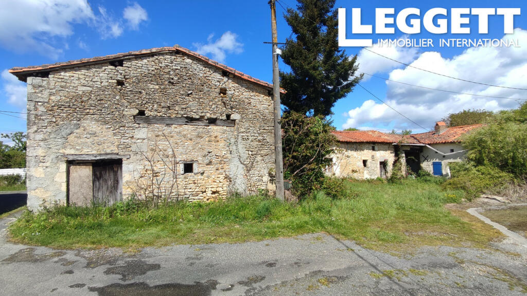 3 bedroom house for sale in PoitouCharentes, Charente, Champagne