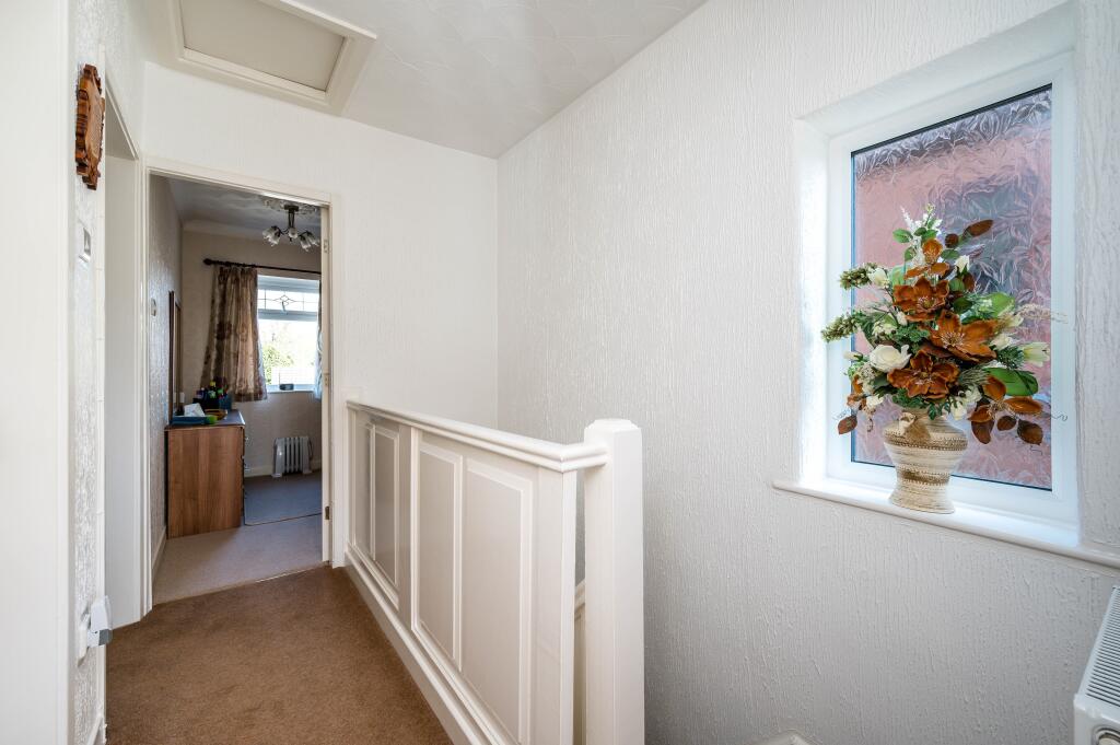 3 bedroom semidetached house for sale in West End Road, Haydock, St