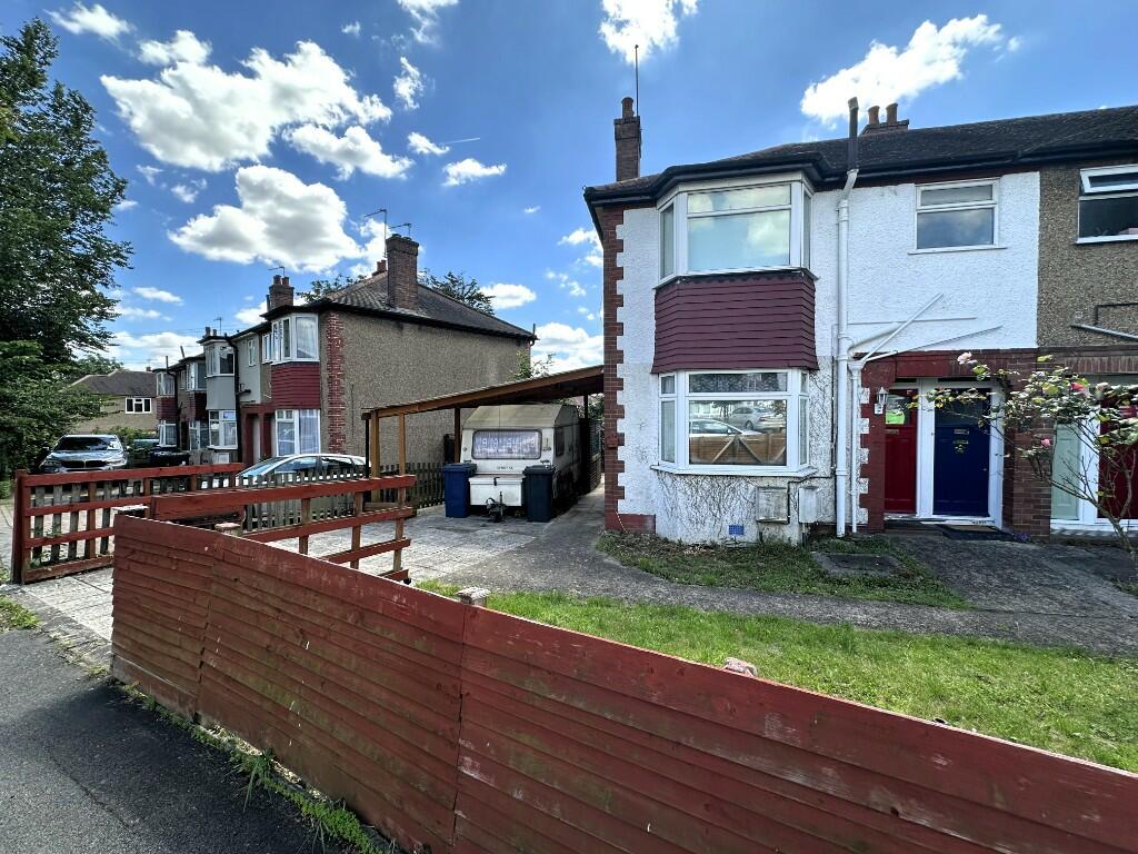 Main image of property: Reading Road, Northolt, Middlesex, UB5 4PG