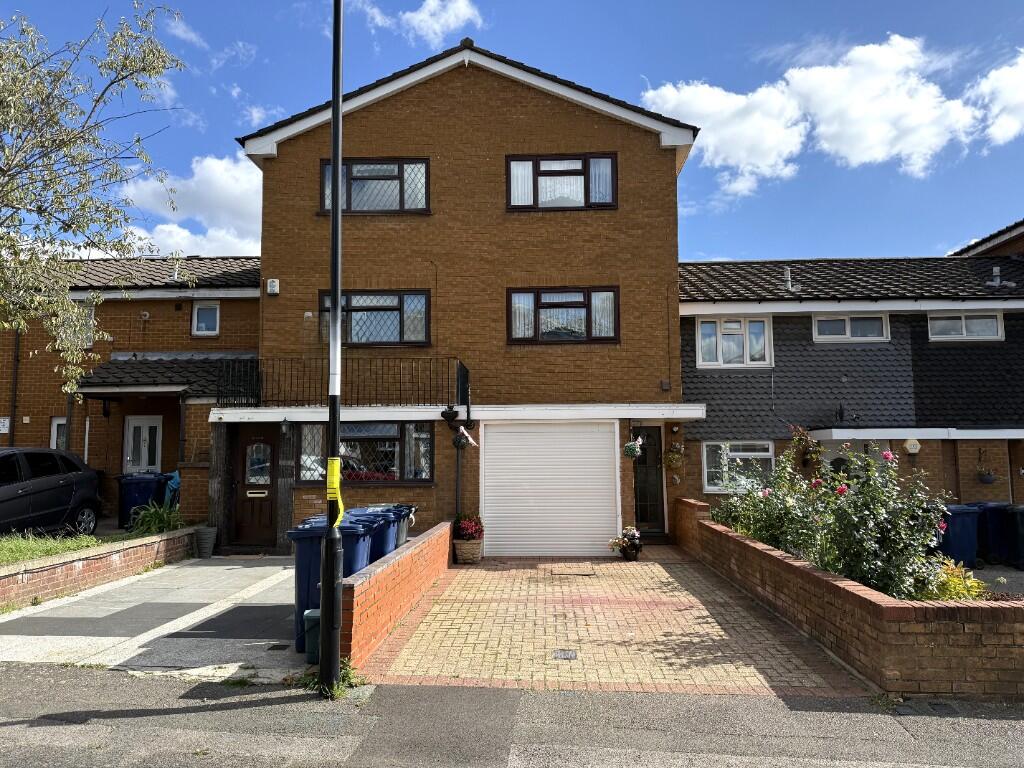 Main image of property: Bannister Close, Greenford, Middlesex, UB6 0SP