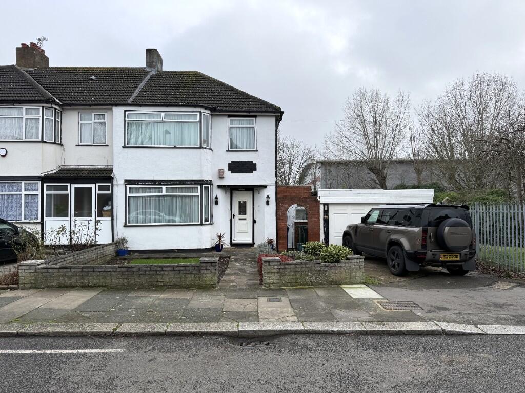 Main image of property: Carr Road, Northolt, Middlesex, UB5 4RB