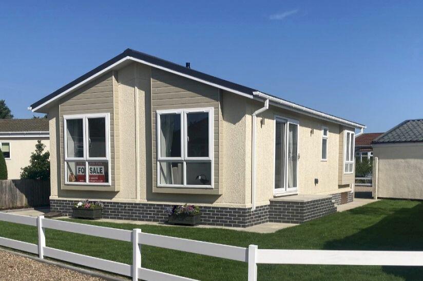 2 bedroom park home for sale in The Orchards Park, Ruskington, Sleaford