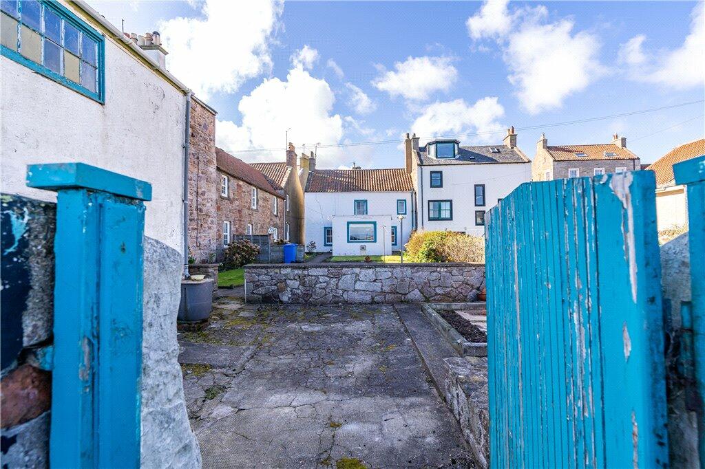 3 bedroom semidetached house for sale in Shore Street, Cellardyke
