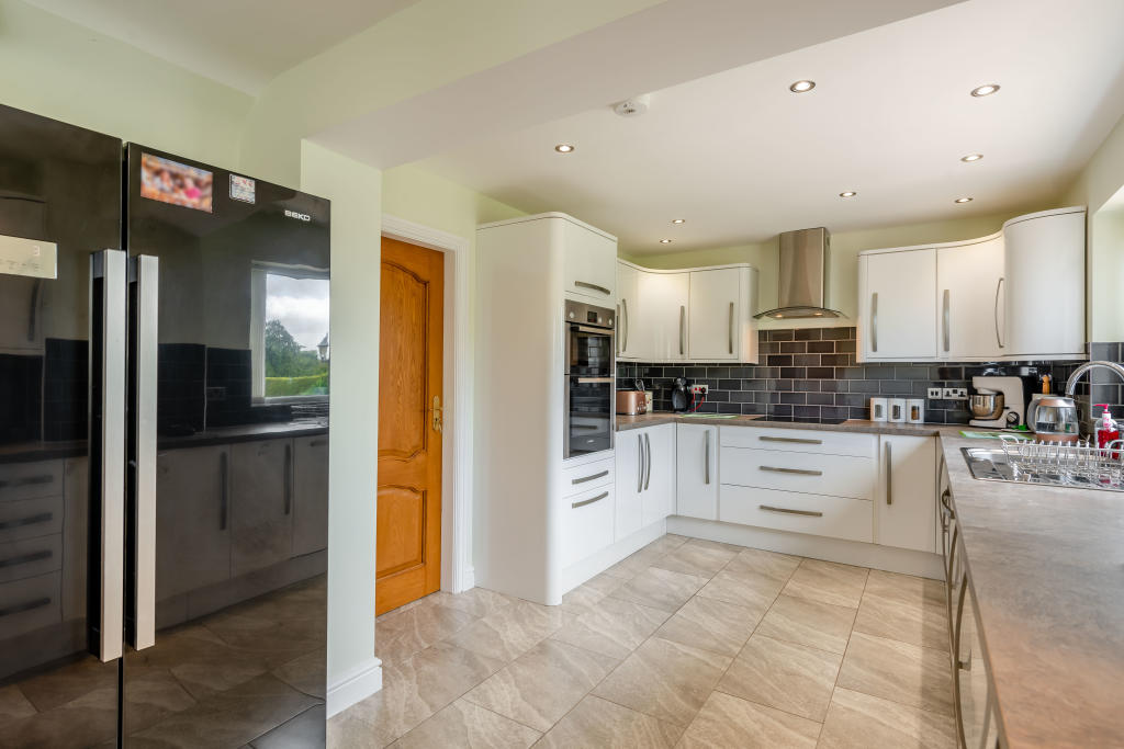 4 bedroom detached house for sale in Bowling Bank, Wrexham, LL13