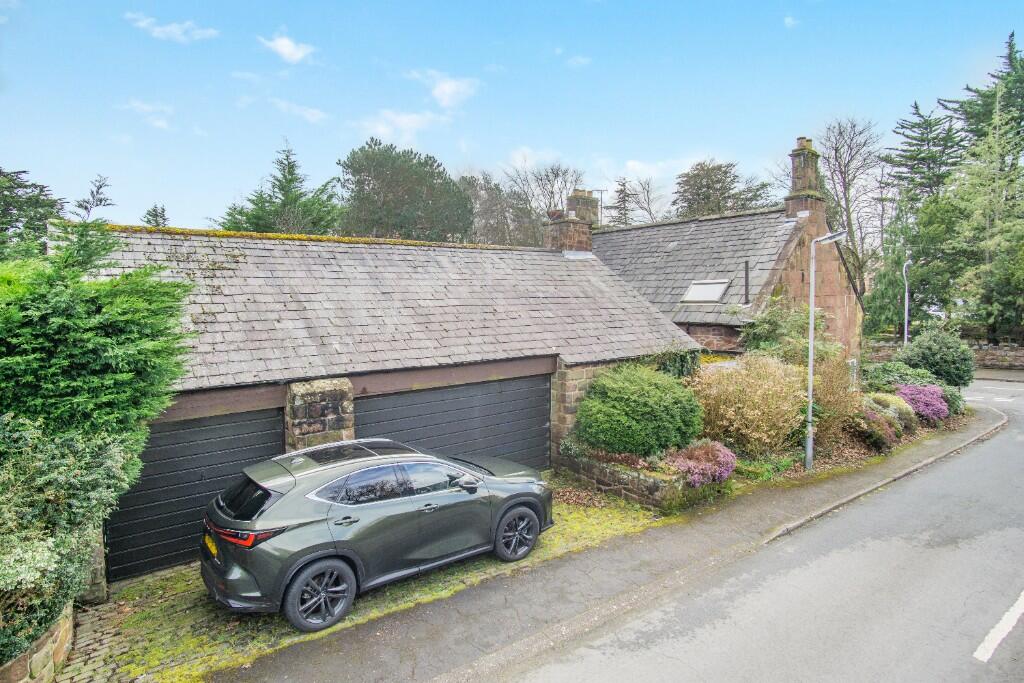 Additional property image - Croft Drive, Caldy