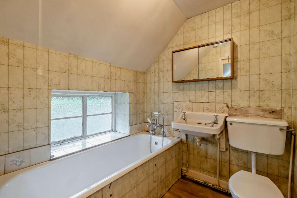 Additional property image - Sadlers Wells, CW6