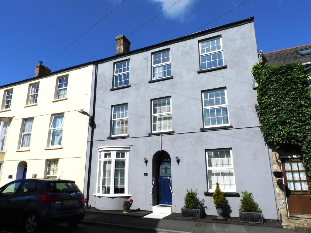 Main image of property: Fore Street, Seaton