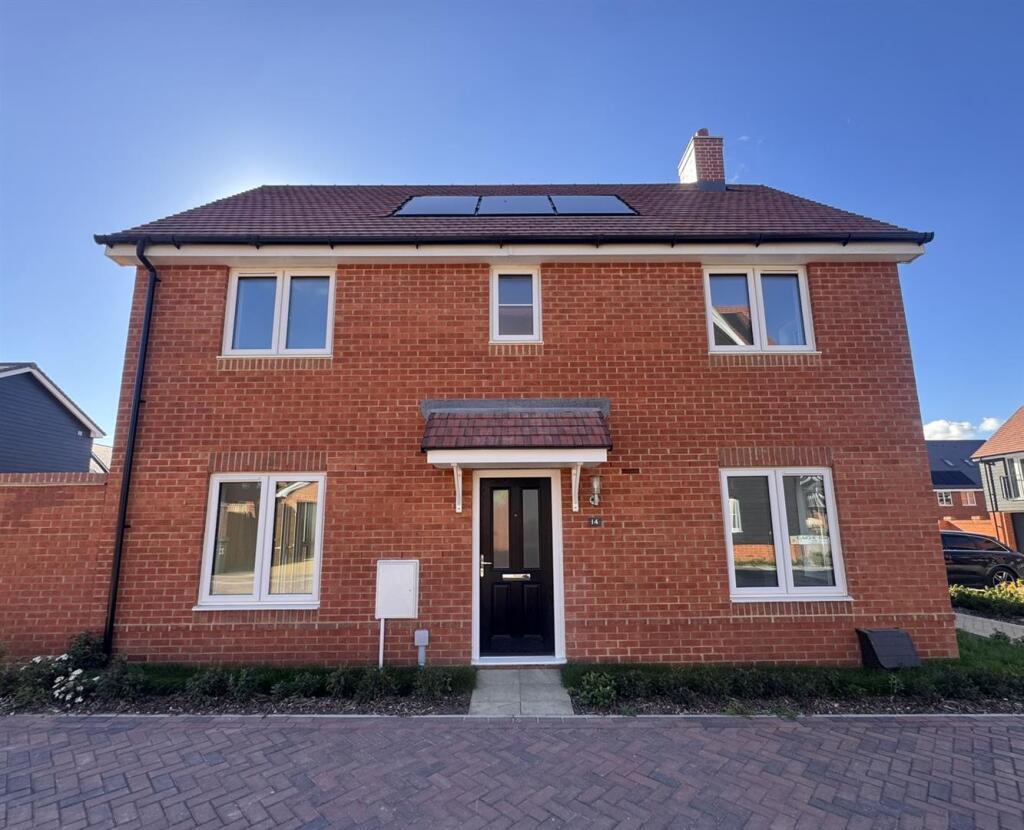 Main image of property: Warsash, Southampton
