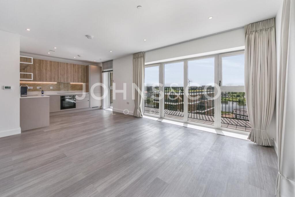 Main image of property: Flagstaff Road, Bankside Gardens, Reading, RG2