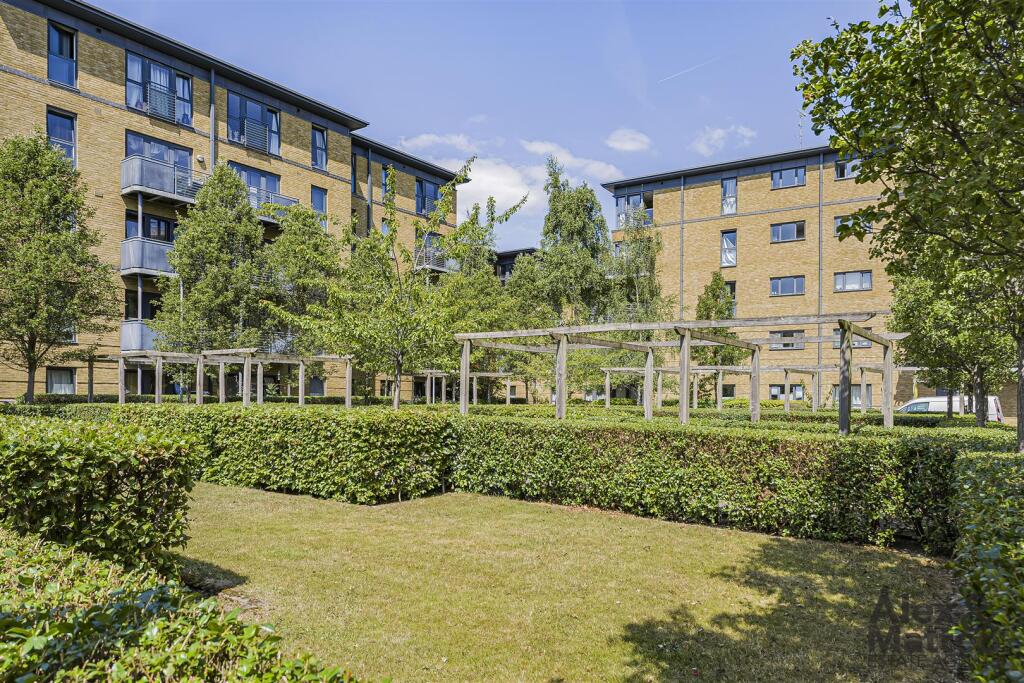 Main image of property: Spa Road, Bermondsey, SE16