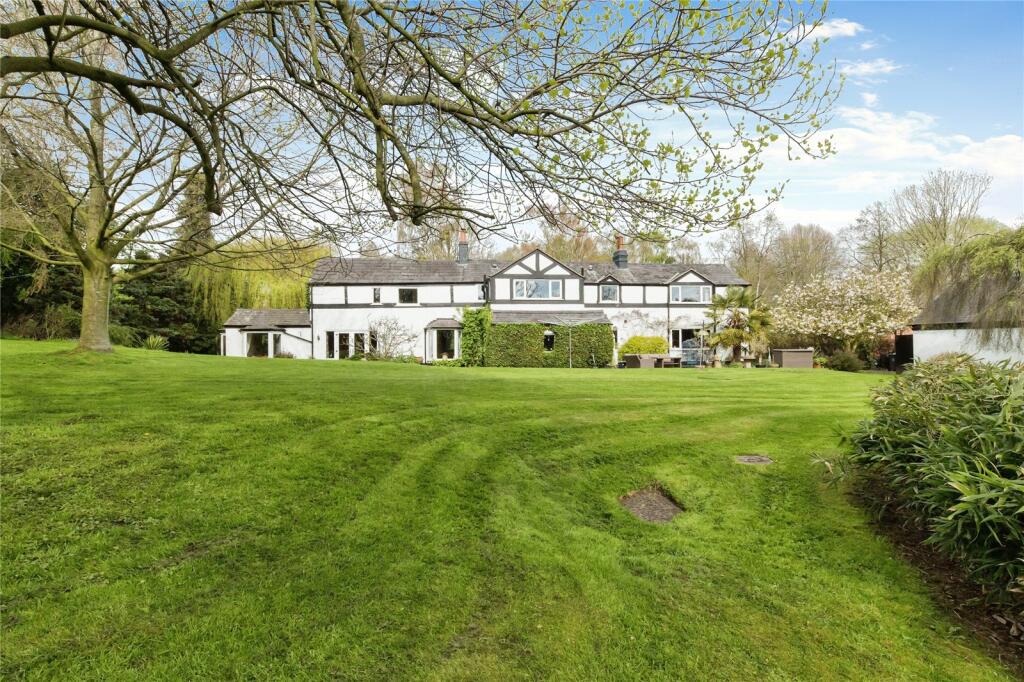 5 bedroom detached house for sale in Station Road, Wrenbury, Nantwich