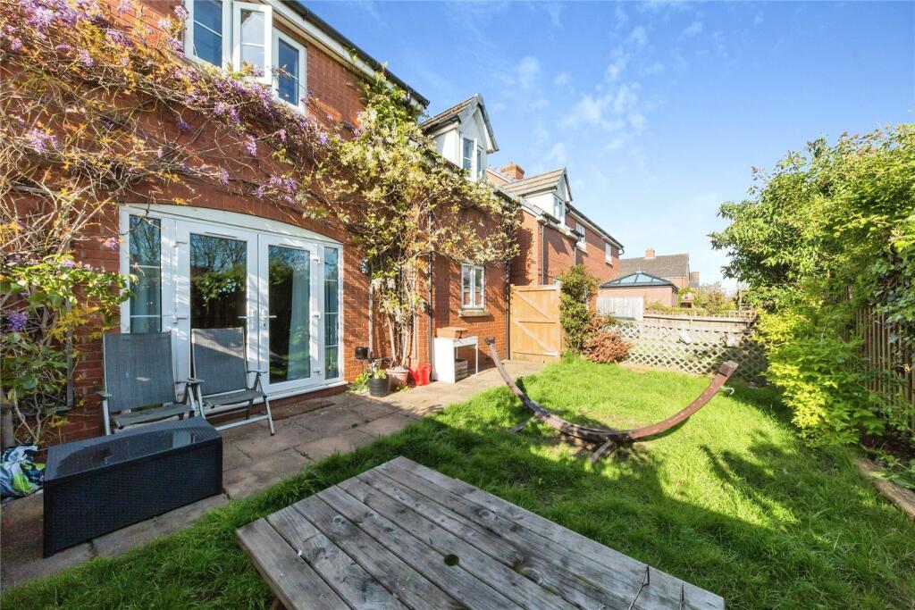 4 bedroom semidetached house for sale in Damson Drive, Nantwich