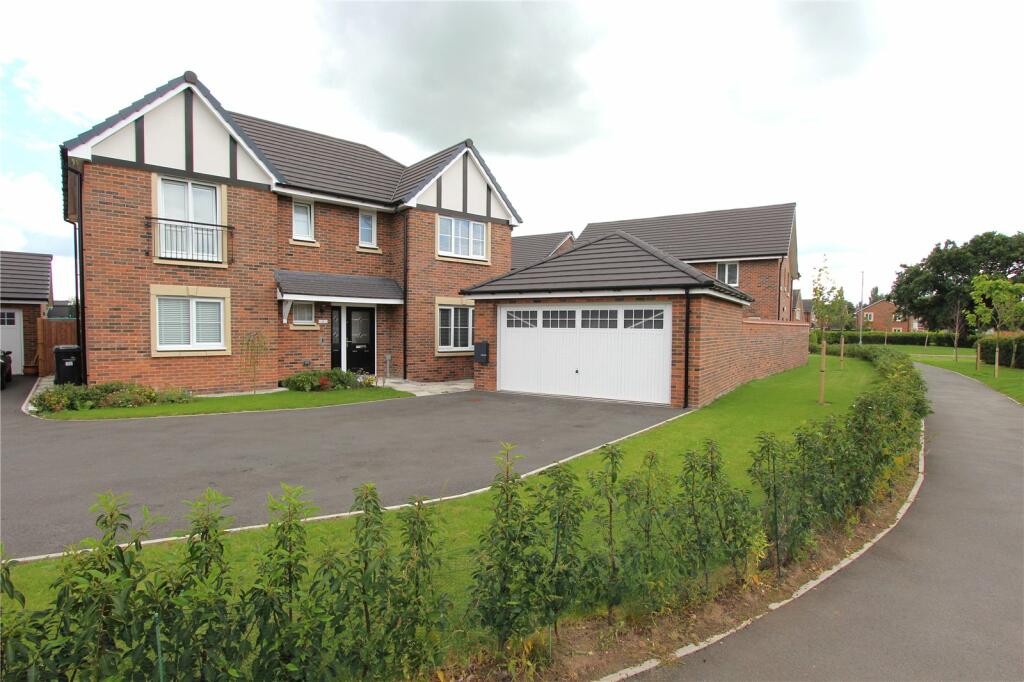 5 bedroom detached house for sale in Stephenson Street, Willaston, Nantwich, Cheshire, CW5