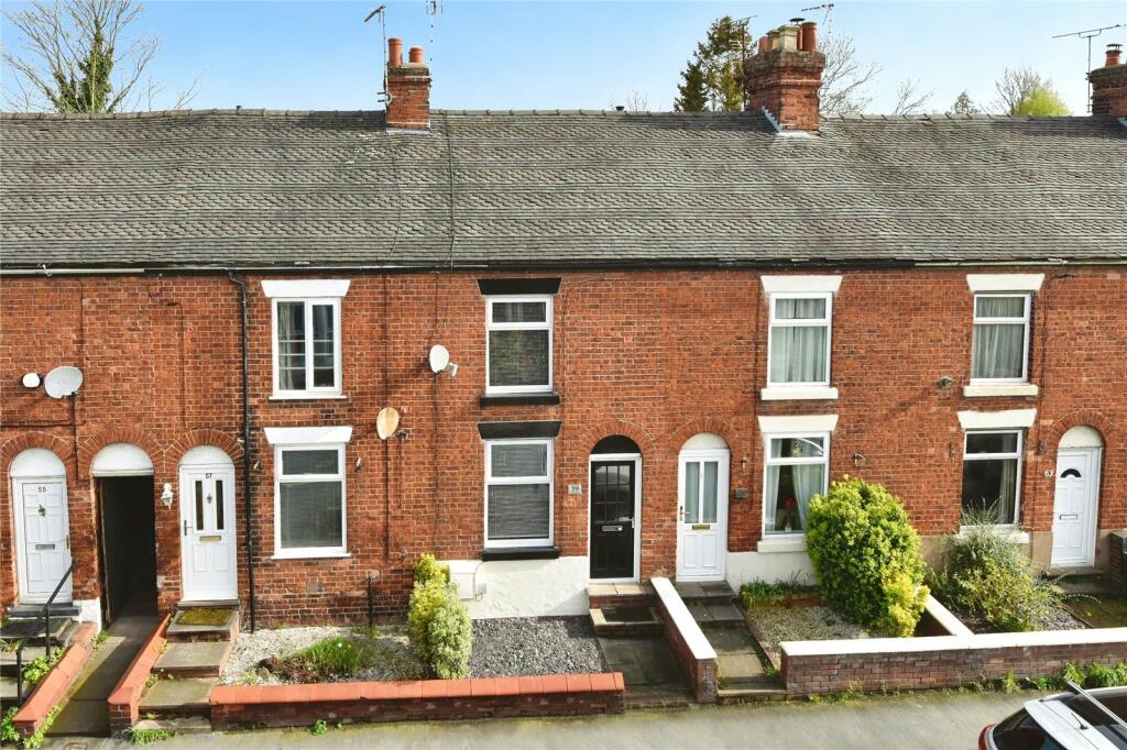 2 bedroom terraced house for sale in London Road, Nantwich, Cheshire, CW5