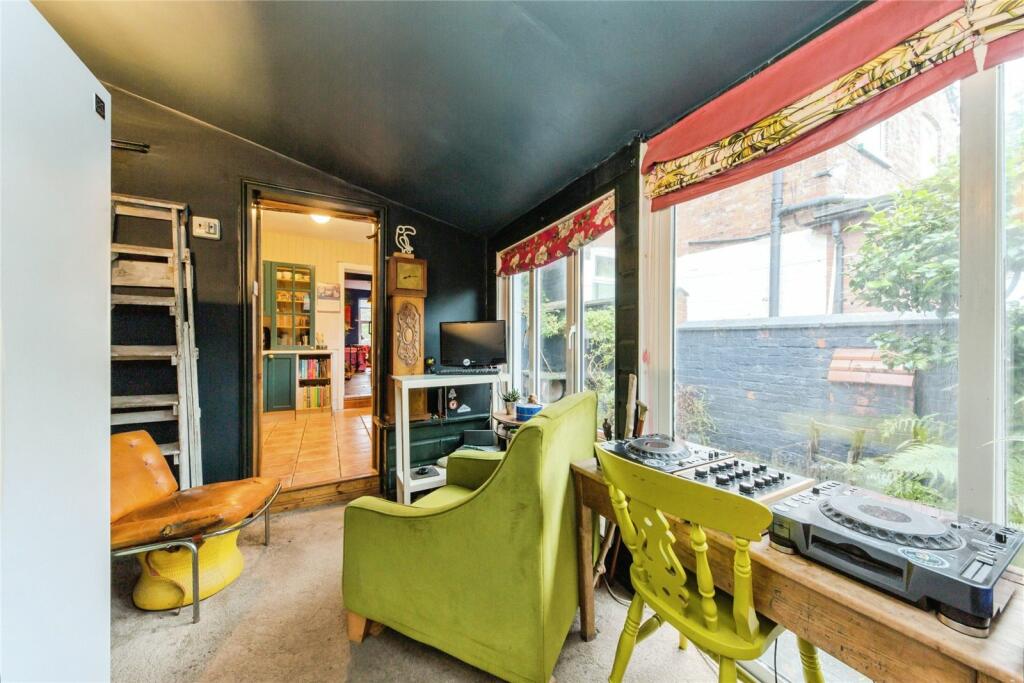 Additional property image - South Crofts, Nantwich, Cheshire, CW5