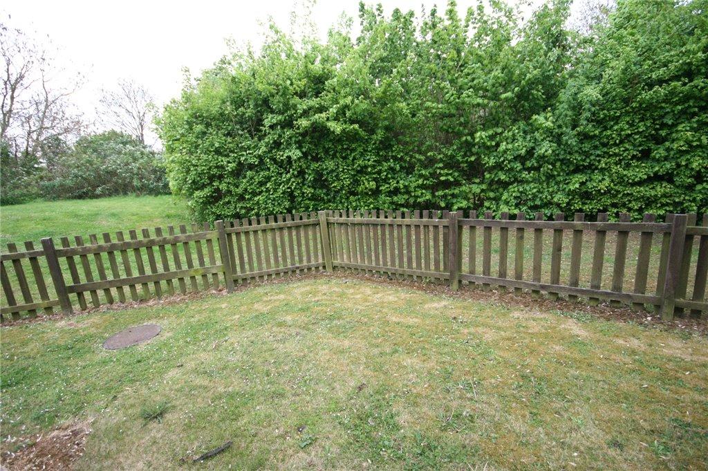 Studio flat for sale in Talisman Street, Hitchin, SG4