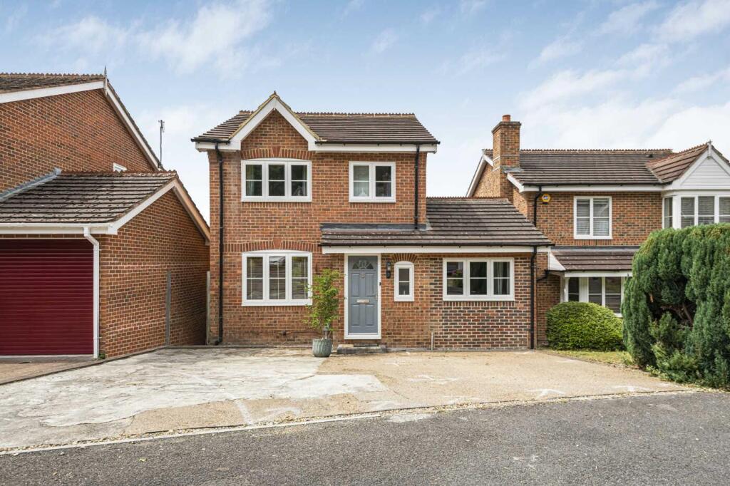 Main image of property: Morlais, Emmer Green, Reading, Berkshire, RG4