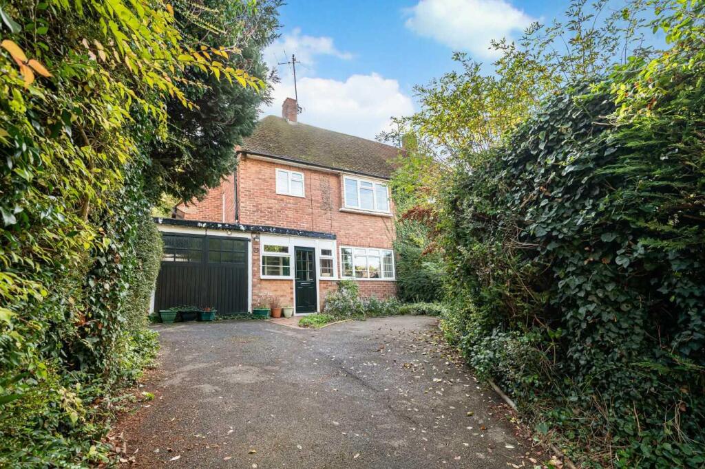 Main image of property: Rotherfield Way, Emmer Green, Reading, RG4