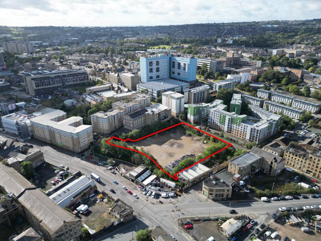Main image of property: Beehive Mills, Thornton Road, Bradford, BD1 2EE