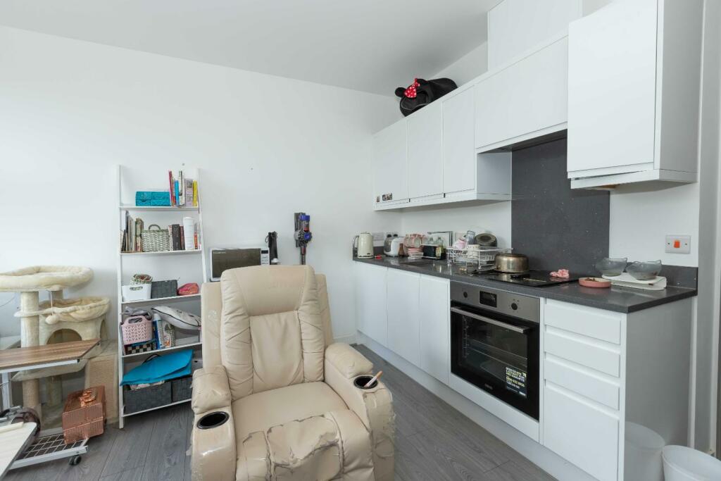 Additional property image - School Road, Hove