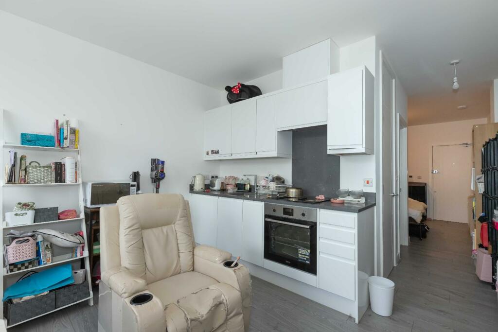 Additional property image - School Road, Hove