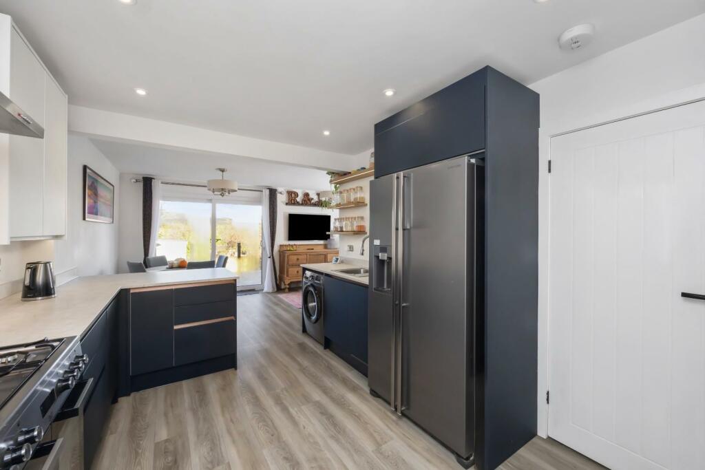 Additional property image - Thornhill Rise, Portslade