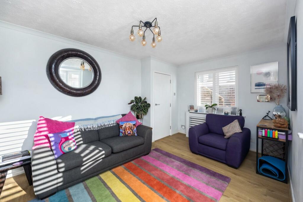 Additional property image - Thornhill Rise, Portslade