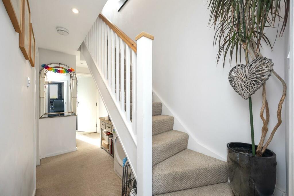 Additional property image - Thornhill Rise, Portslade