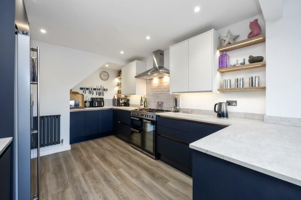 Additional property image - Thornhill Rise, Portslade