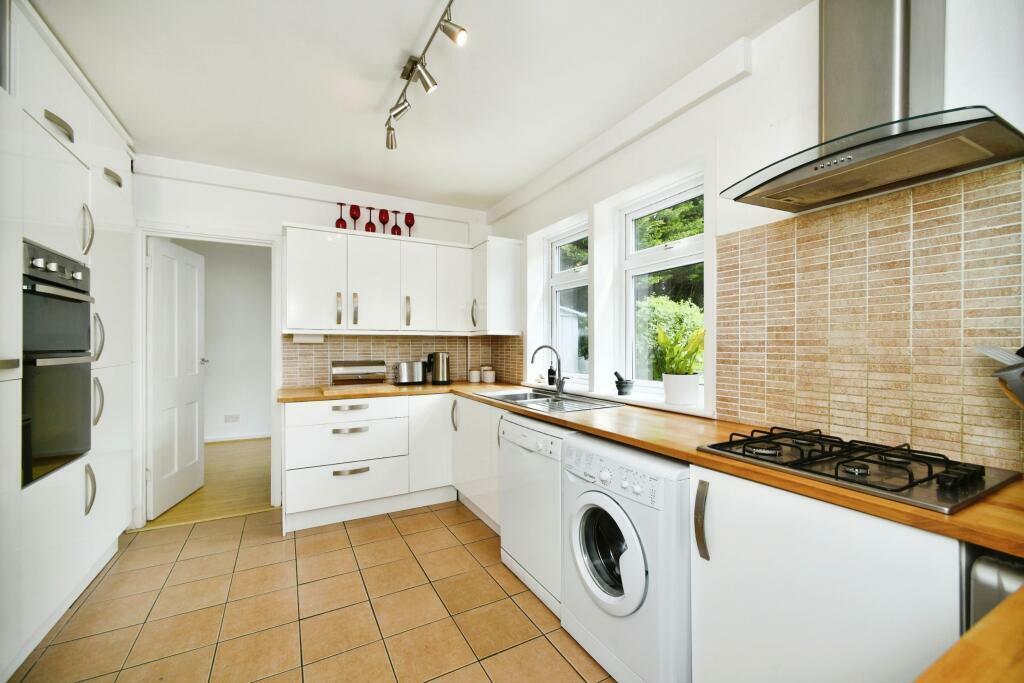 Additional property image - Crabtree Avenue, Brighton