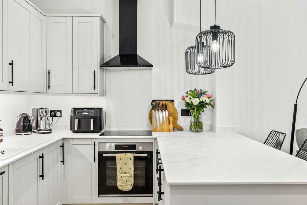 Additional property image - Fourth Avenue, Hove