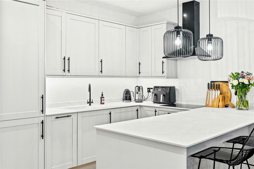 Additional property image - Fourth Avenue, Hove
