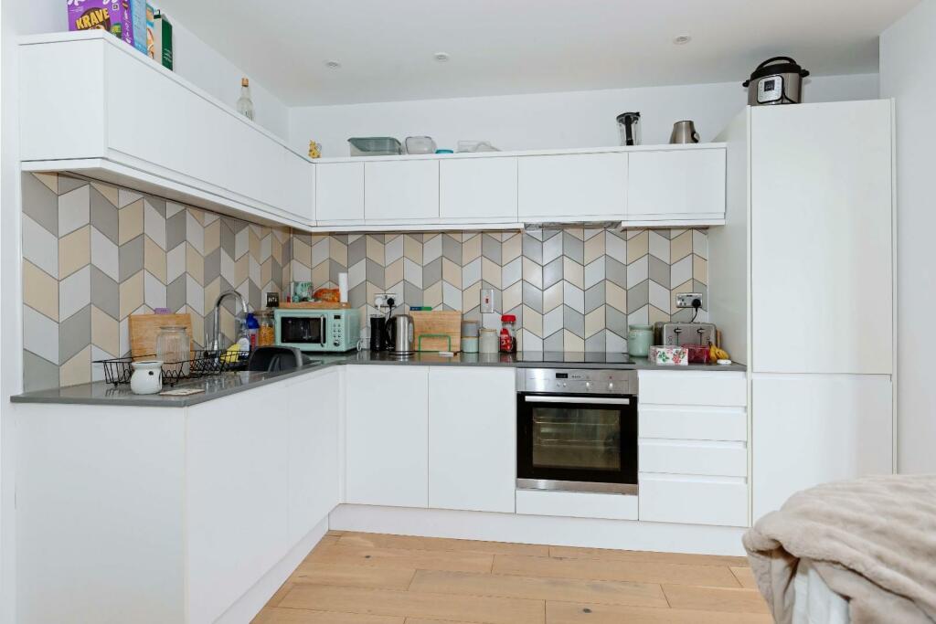 Additional property image - Russell Mews, Brighton