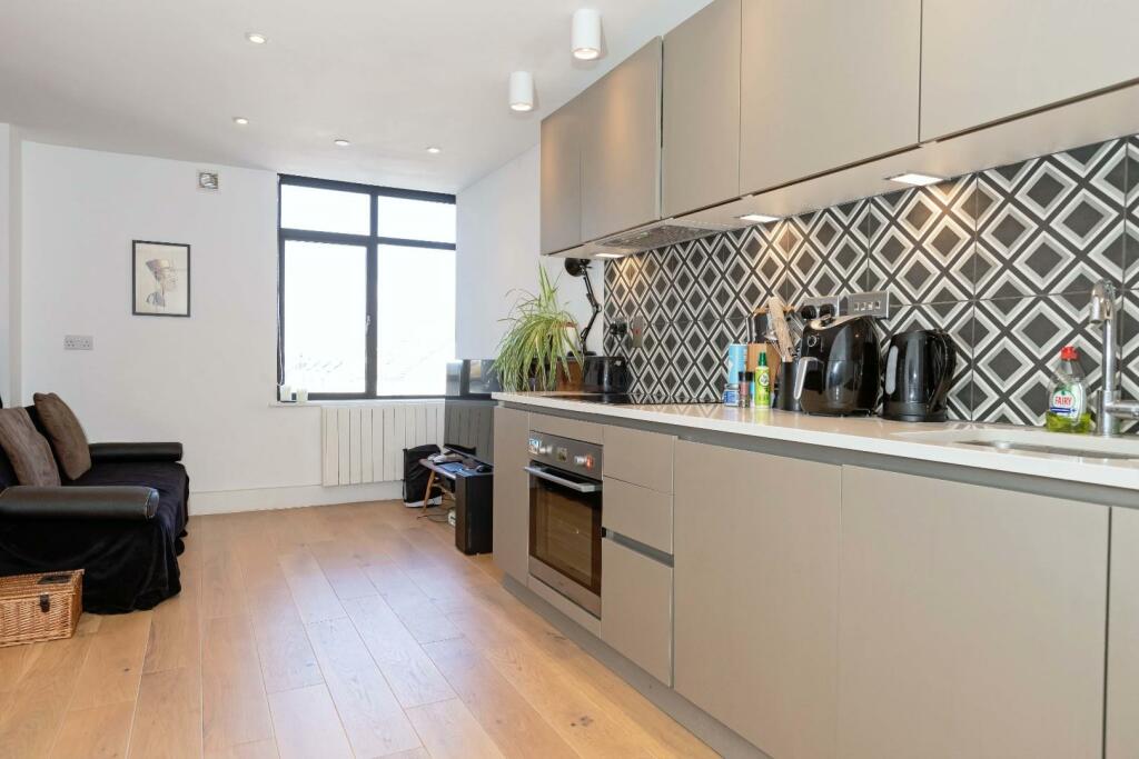 Additional property image - Russell Mews,  Brighton