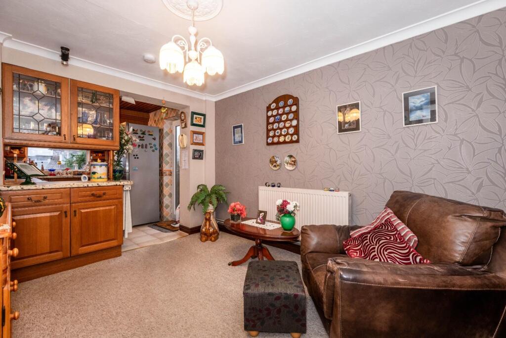 Additional property image - Gorse Close, Portslade, Brighton