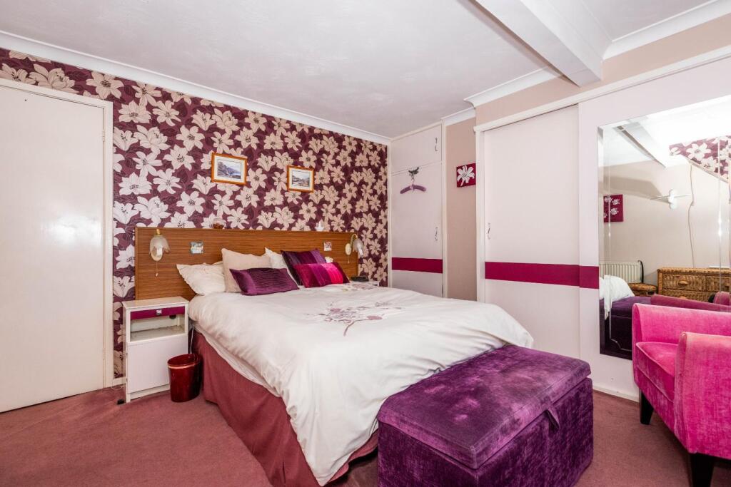 Additional property image - Gorse Close, Portslade, Brighton