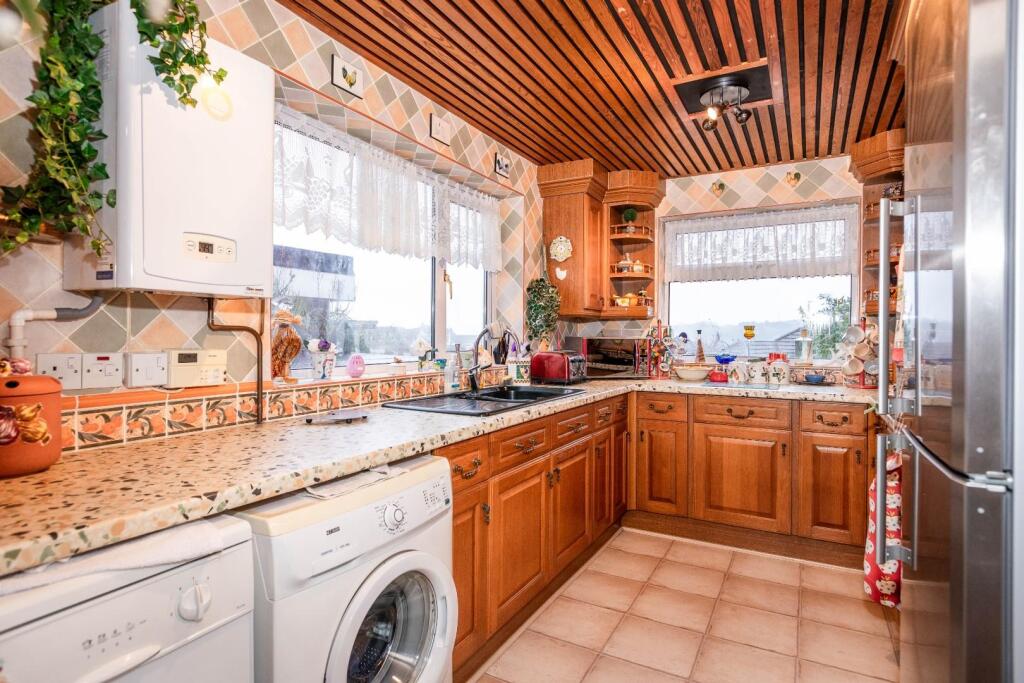 Additional property image - Gorse Close, Portslade, Brighton