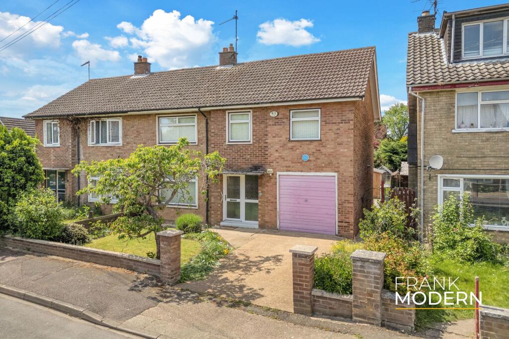 5 bedroom semi-detached house