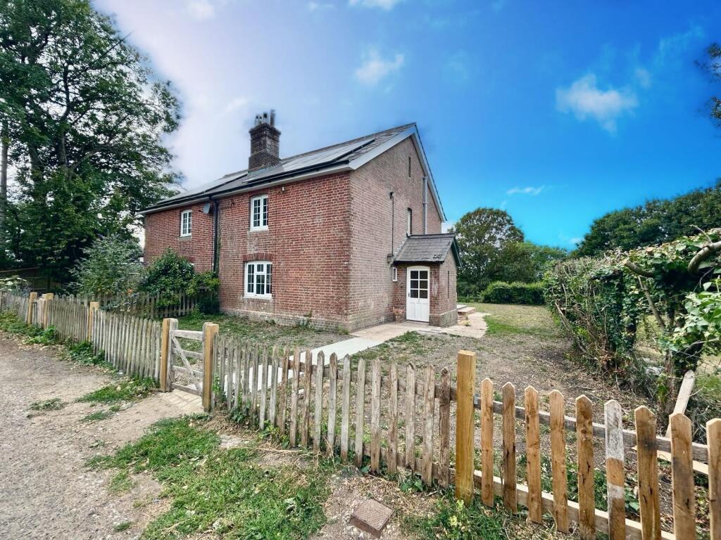 Main image of property: Wivelrod Farm Cottages, Wivelrod Road, Wivelrod, Alton